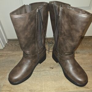 Brand new Torrid boots